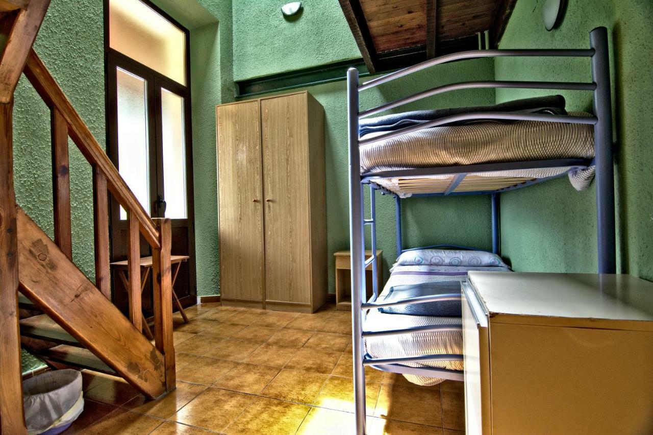 Albergue Juvenil De Bustiello Bustiello  ภายนอก รูปภาพ