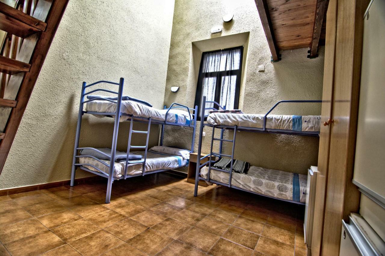 Albergue Juvenil De Bustiello Bustiello  ภายนอก รูปภาพ